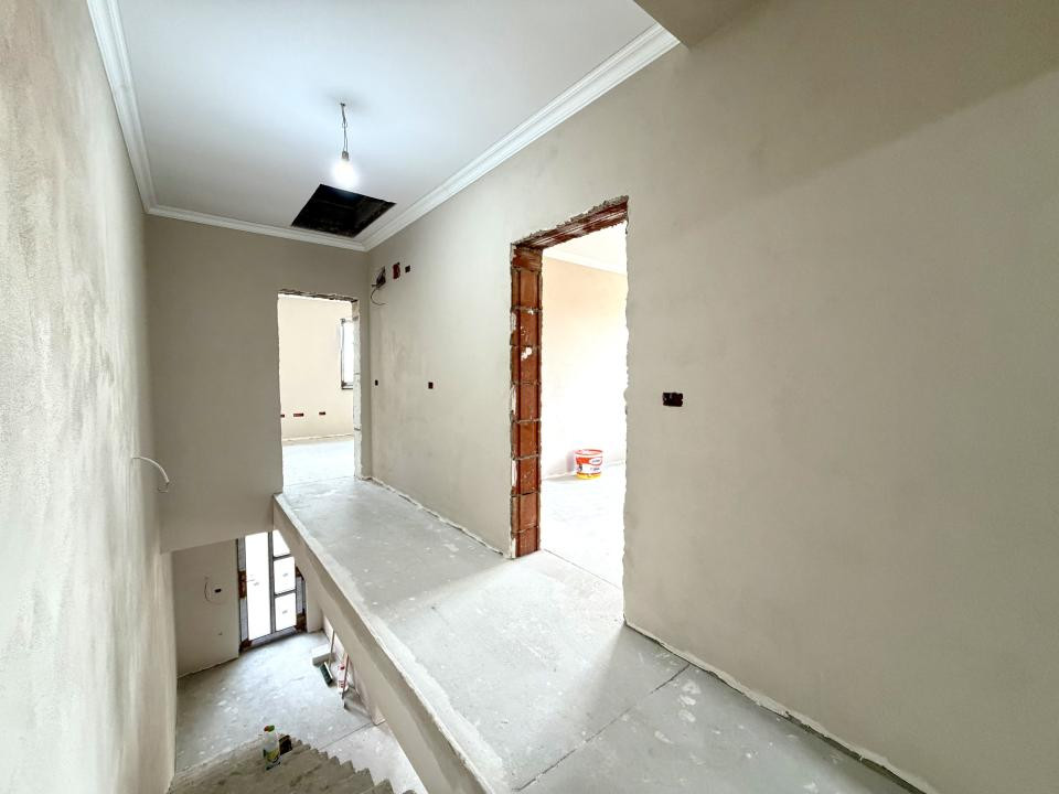 Duplex modern, 4 camere, 124 mp utili, 303 mp teren - Ghiroda
