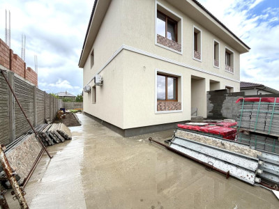 Duplex modern, 4 camere, 124 mp utili, 303 mp teren - Ghiroda