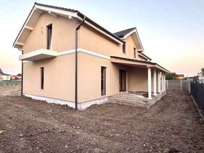 Duplex modern, 4 camere, 97 mp utili, 200 mp teren - Sanandrei