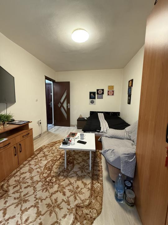 Apartament compact, 1 camera, etajul 2, 22 mp utili - Dambovita