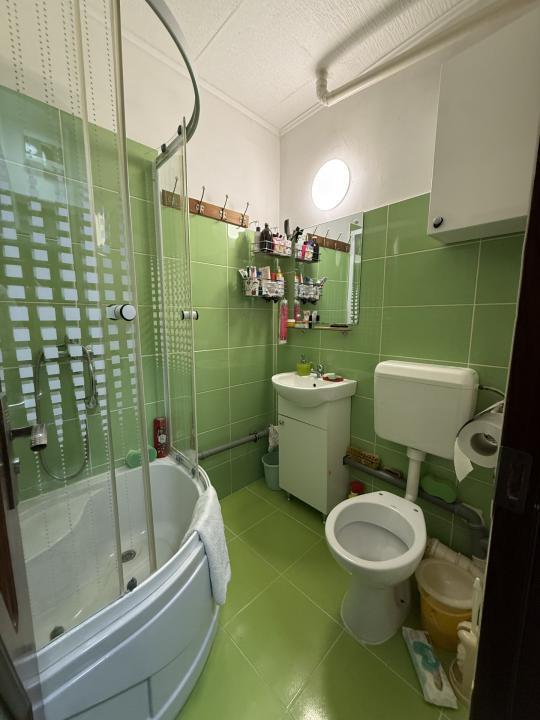 Apartament compact, 1 camera, etajul 2, 22 mp utili - Dambovita