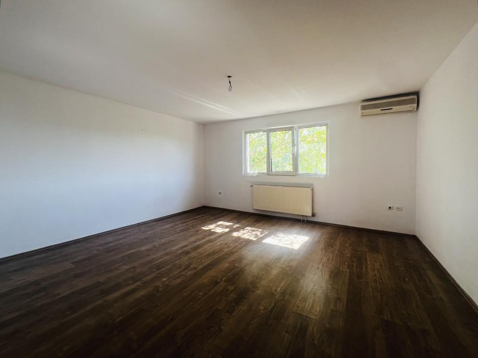 Casa Individuala 5 camere -218 mp utili -Dumbravita -Zona centrala