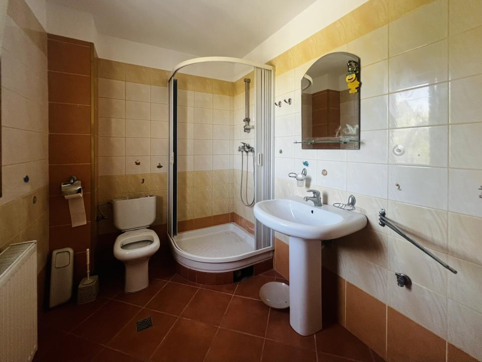 Casa Individuala 5 camere -218 mp utili -Dumbravita -Zona centrala