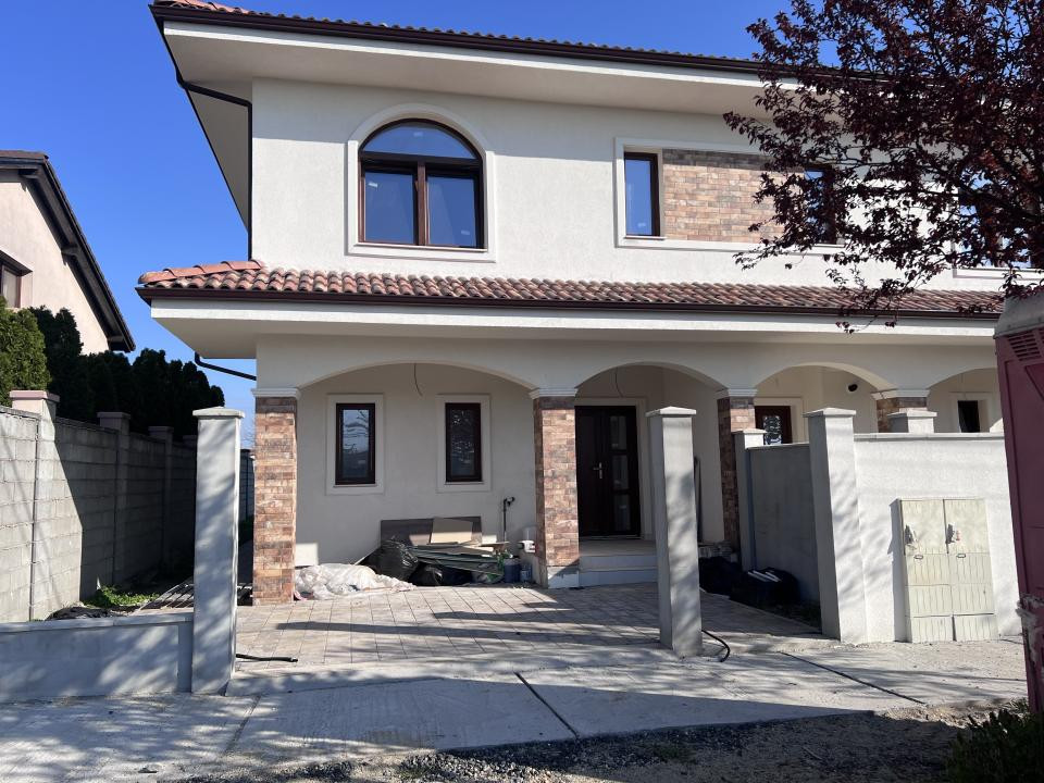 Duplex 5 camere - la cheie - Zona Bogdanestilor Timisoara