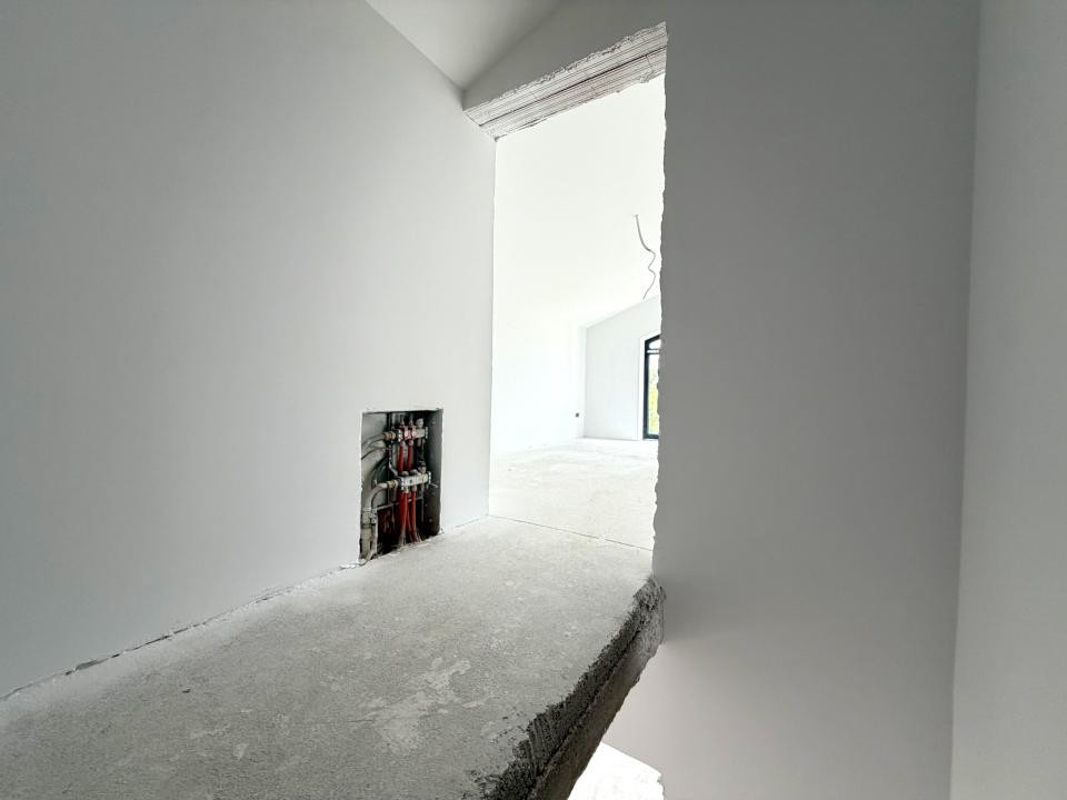 Duplex perete dublu, 5 camere, 141 mp utili, 420 mp teren - Ghiroda