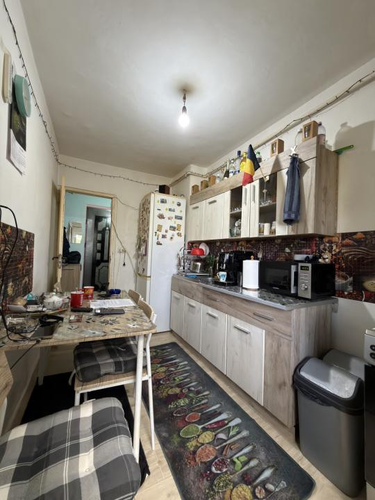 Apartament 2 camere, 50mp, etaj 3 - zona Lipovei