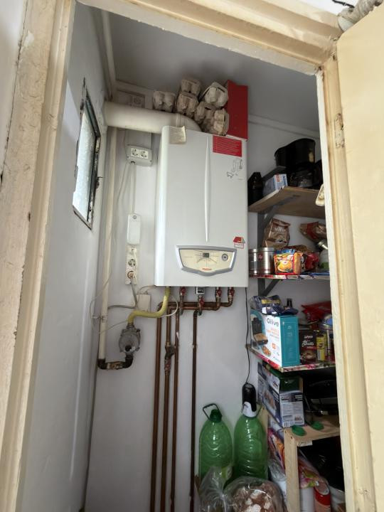 Apartament 2 camere, 50mp, etaj 3 - zona Lipovei