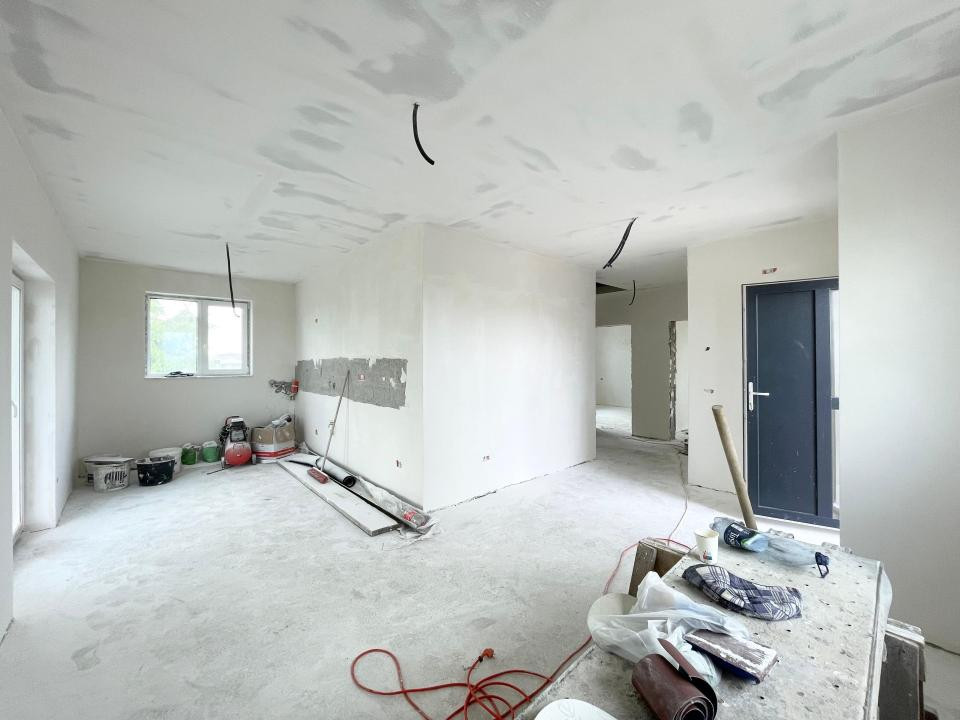 Casa individuala 4 camere, 77mp utili, 503mp teren - Mosnita Veche