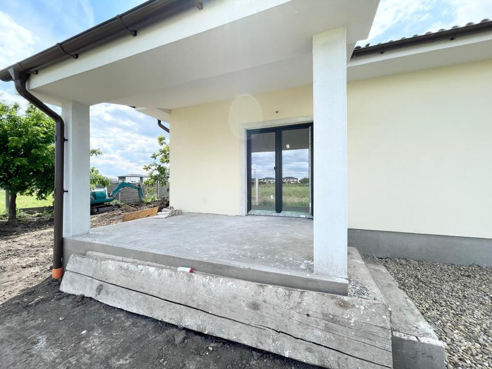 Casa individuala 4 camere, 77mp utili, 503mp teren - Mosnita Veche