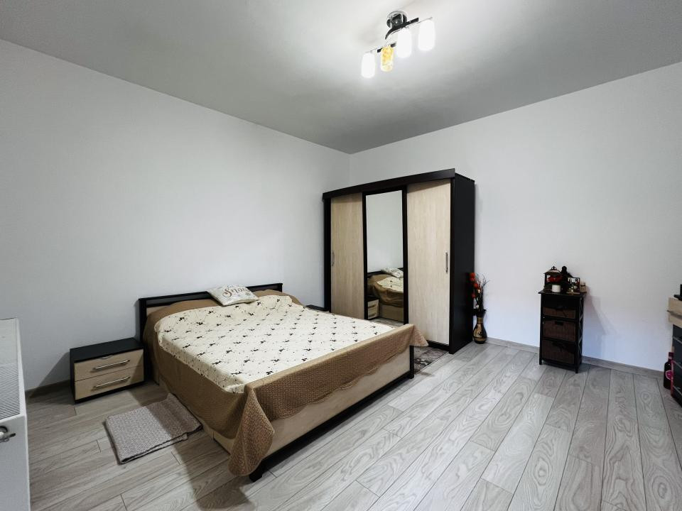 Casa cu 4 camere complet renovata - Timisoara