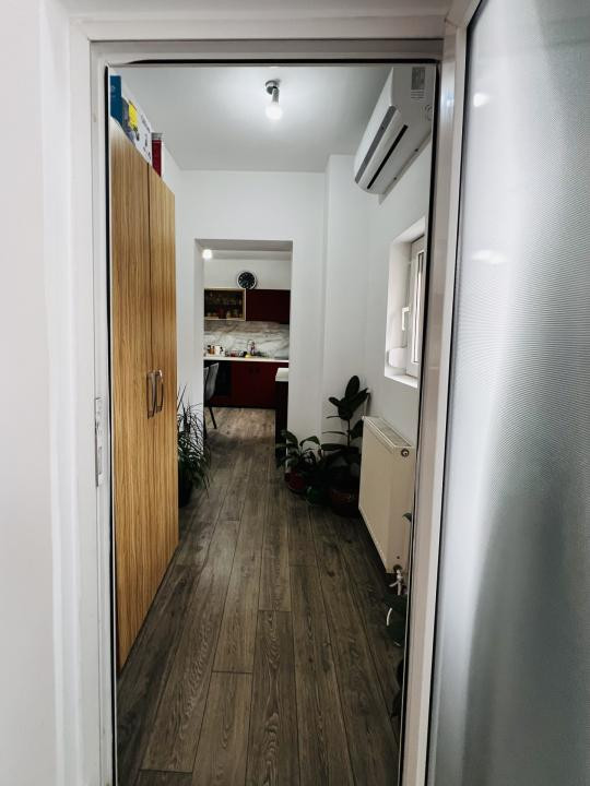 Casa cu 4 camere complet renovata - Timisoara