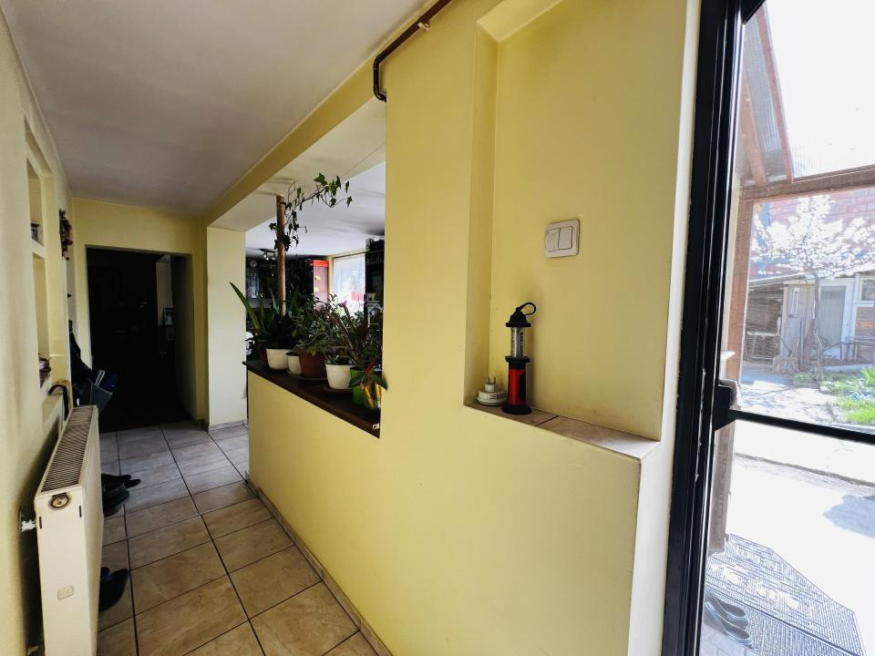 Casa individuala 6 camere -Timisoara -zona Plopi 