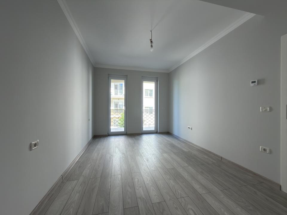 Apartament 2 camere, decomandat, 60mp - Zona Girocului