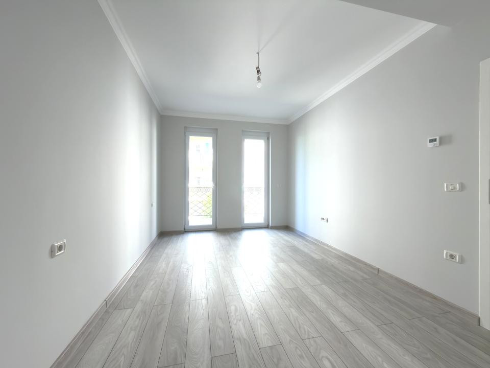 Apartament 2 camere, decomandat, 60mp - Zona Girocului