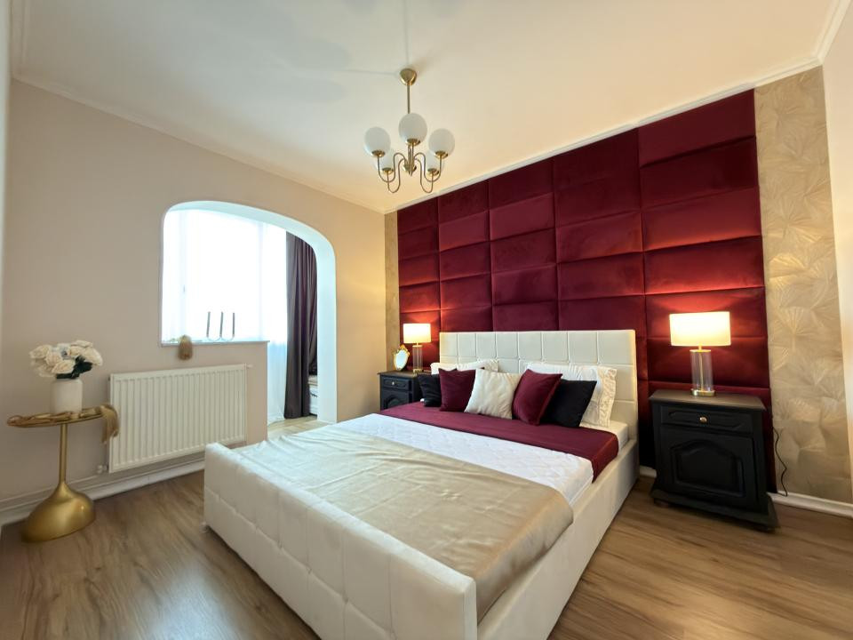 Apartament 3 camere, 50 mp, etaj 3 - Zona Cetatii