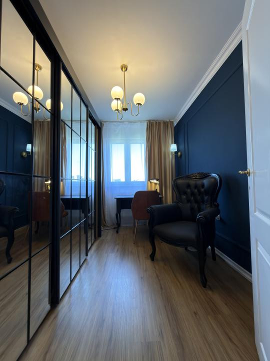 Apartament 3 camere, 50 mp, etaj 3 - Zona Cetatii
