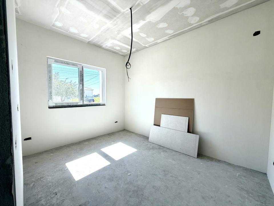 Duplex despartit prin camera tehnica, 5 camere, 110 mp utili - Dumbravita