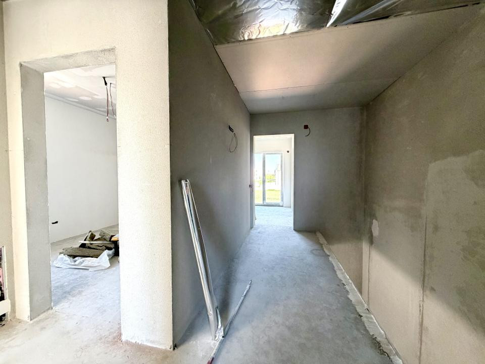 Duplex despartit prin camera tehnica, 5 camere, 110 mp utili - Dumbravita
