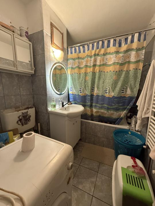 Apartament cu 2 camere, decomandat, 50 mp utili, etaj 3 - Soarelui