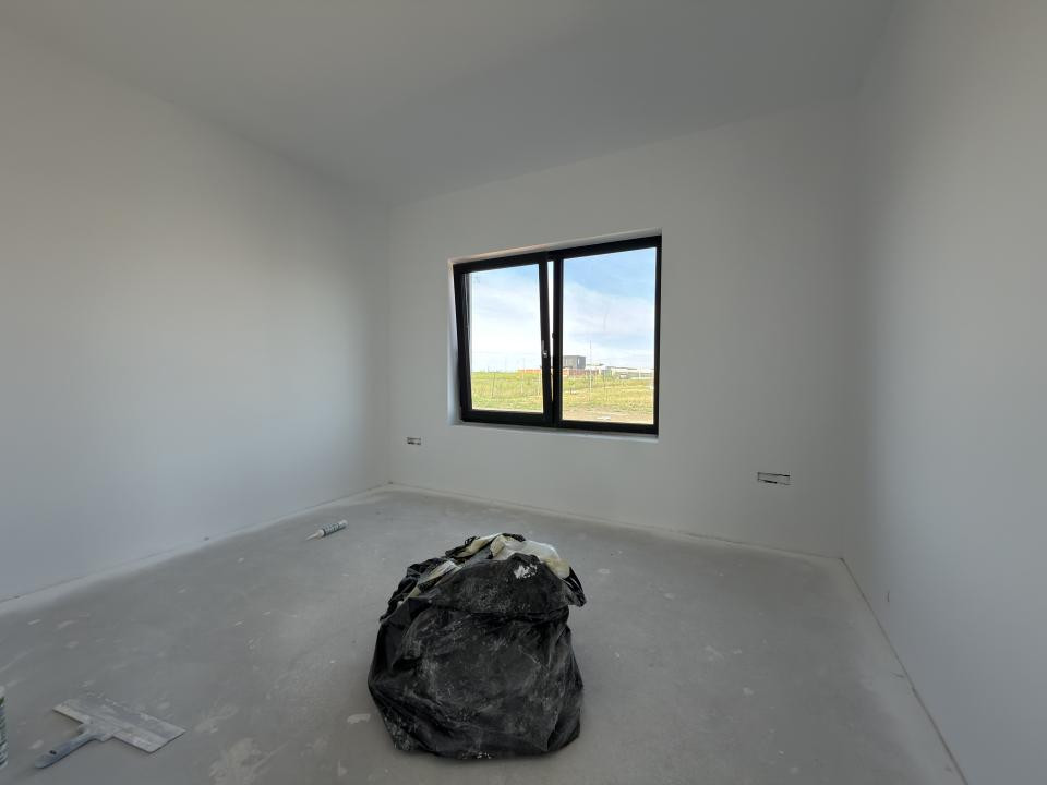 Duplex, 5 camere, 125mp utili, 277mp teren - Torontalului, Metro 2