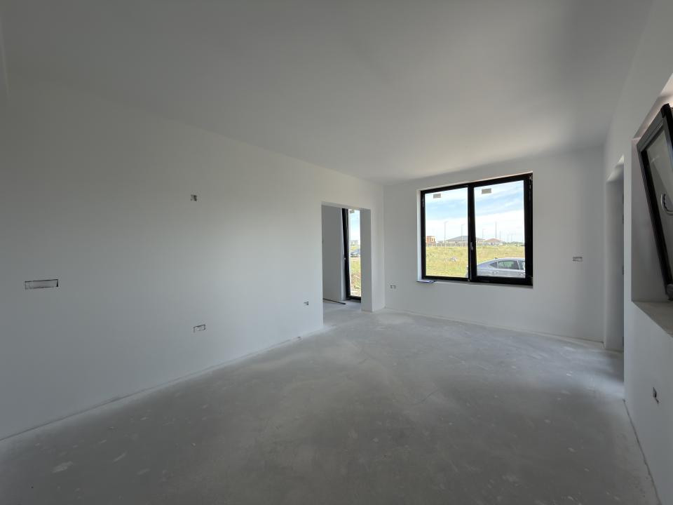 Duplex, 5 camere, 125mp utili, 277mp teren - Torontalului, Metro 2