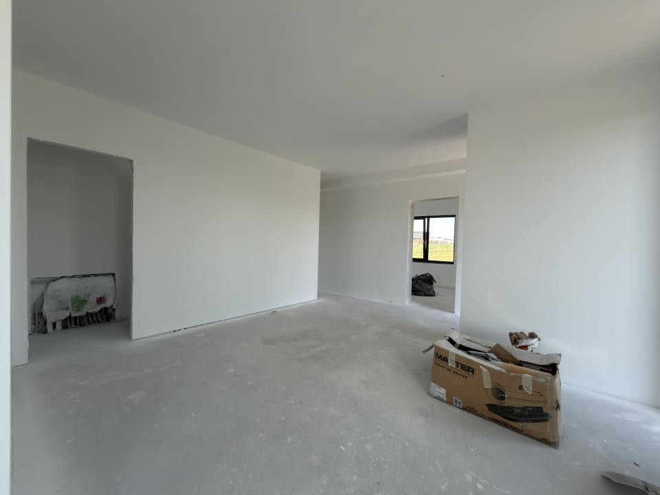 Duplex, 5 camere, 125mp utili, 277mp teren - Torontalului, Metro 2
