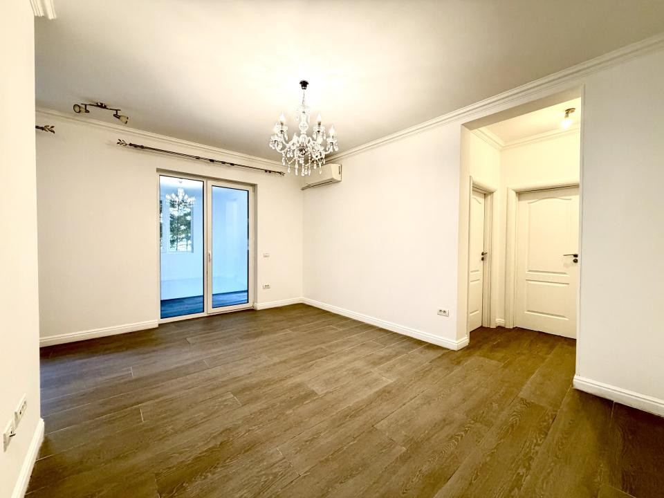 Apartament modern, 3 camere, 62 mp utili, 103 mp curte - Dumbravita