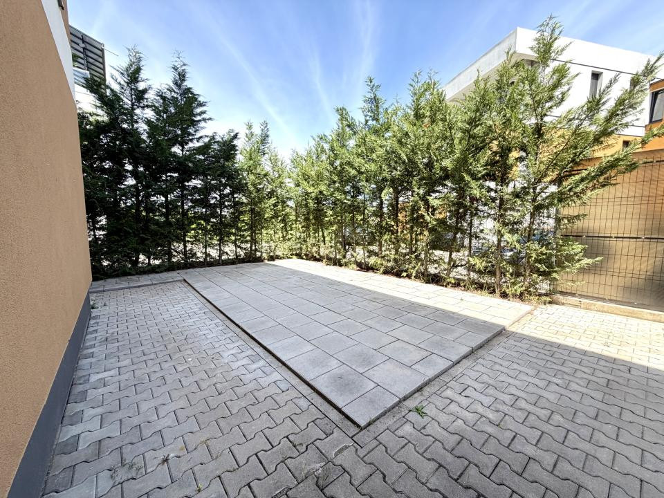 Apartament modern, 3 camere, 62 mp utili, 103 mp curte - Dumbravita