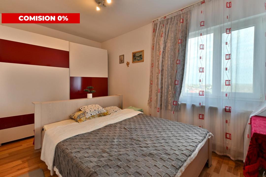 COMISION 0% Apartament cu 3 camere, 65 mp utili + balcon - Soarelui