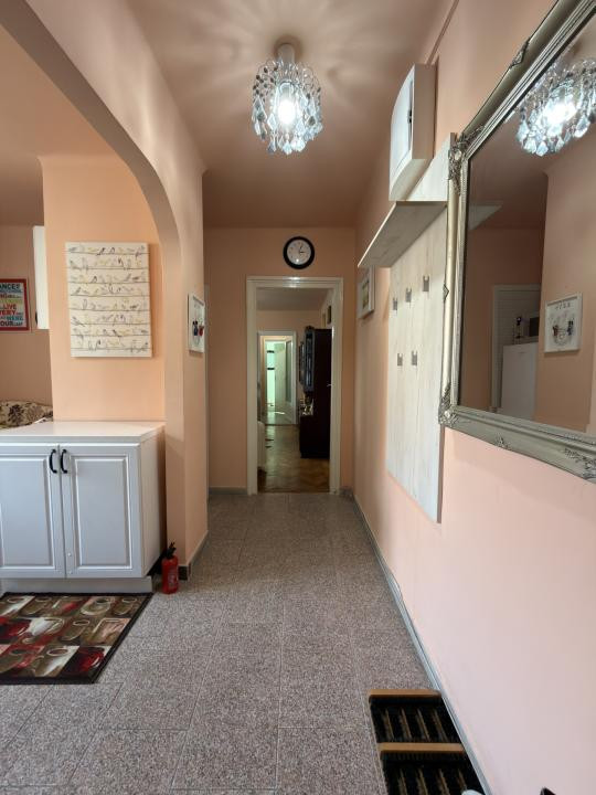 Apartament 2 camere, etaj 1, 45 mp - zona Circumvalațiunii