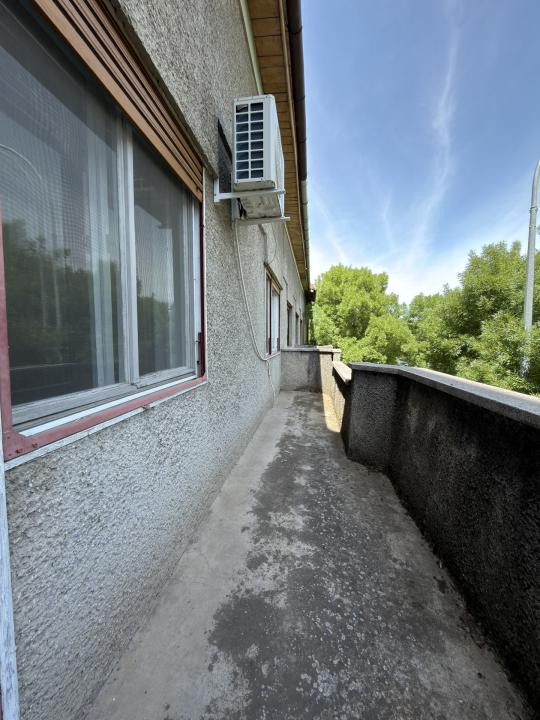 Apartament 3 camere, 92mp, etaj 1 - zona Iosefin