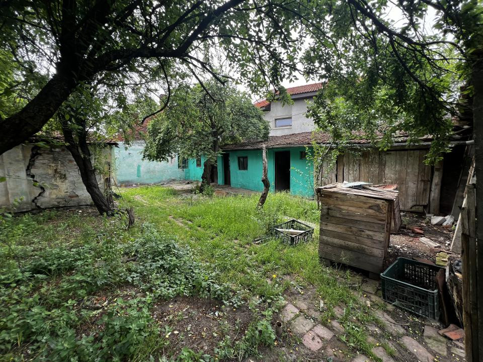 Teren 997 mp + casa de demolat - zona Bogdanestilor Timisoara