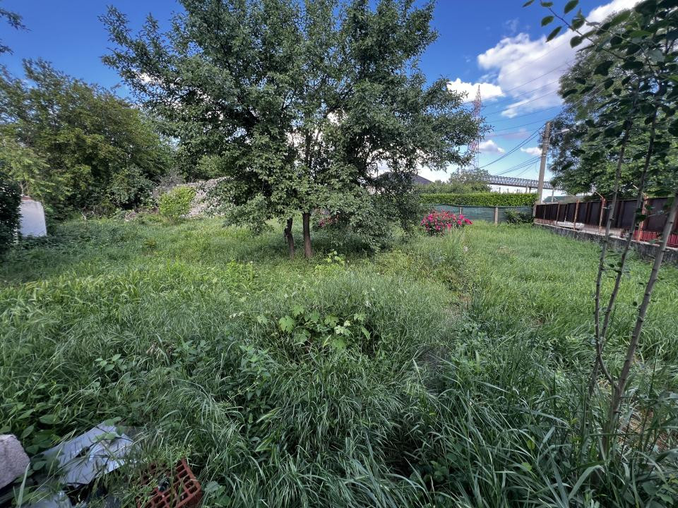 Casa cu teren mare si 33 ml Front stradal - Zona Bogdanestilor Timisoara