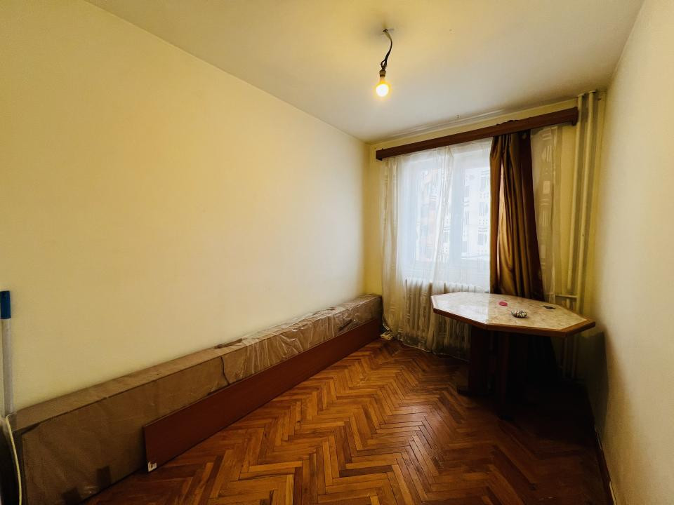 Apartament 4 Camere - Et 1 -  Zona Girocului