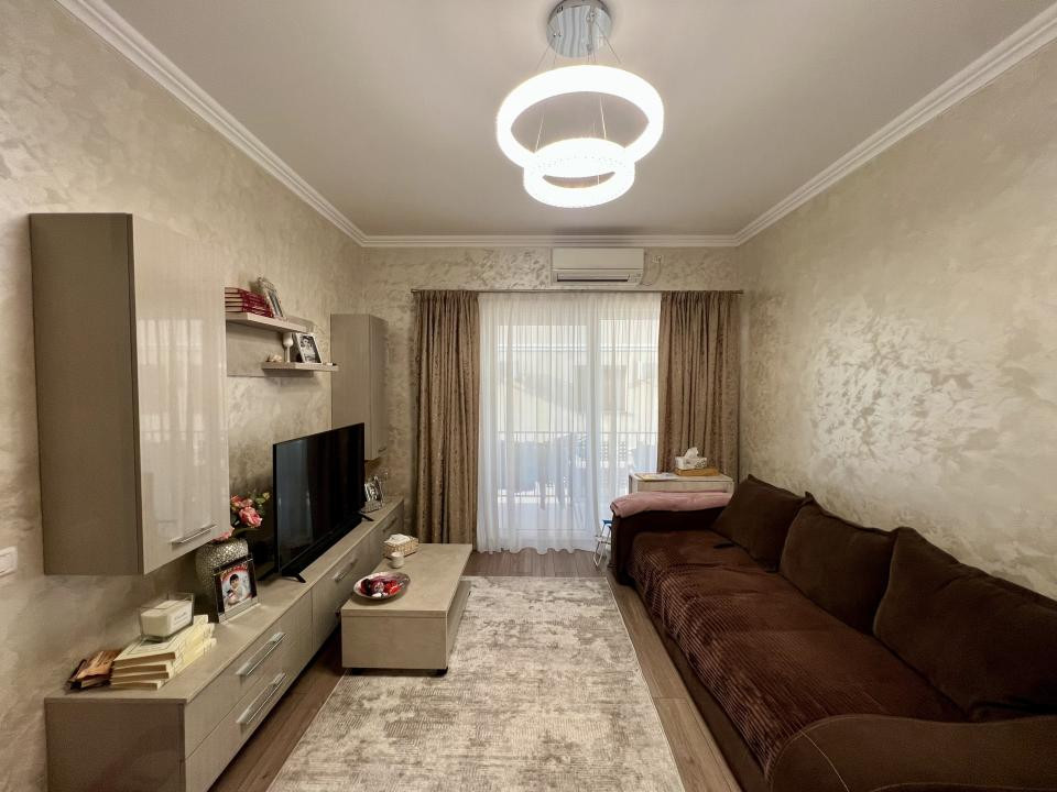  Apartament cu 3 camere, etaj 1/3, 68 mp utili + balcon - Giroc