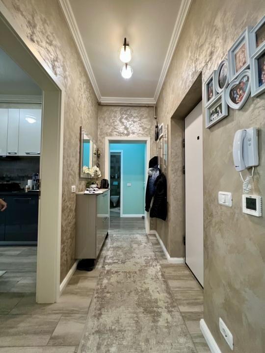  Apartament cu 3 camere, etaj 1/3, 68 mp utili + balcon - Giroc