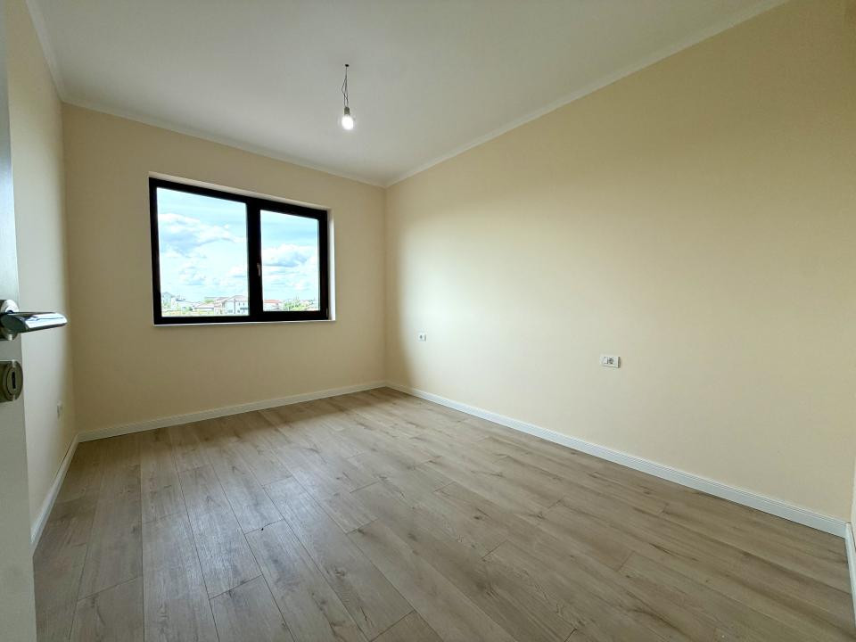 Duplex elegant, 5 camere, 132 mp utili, 300 mp teren - Dumbravita