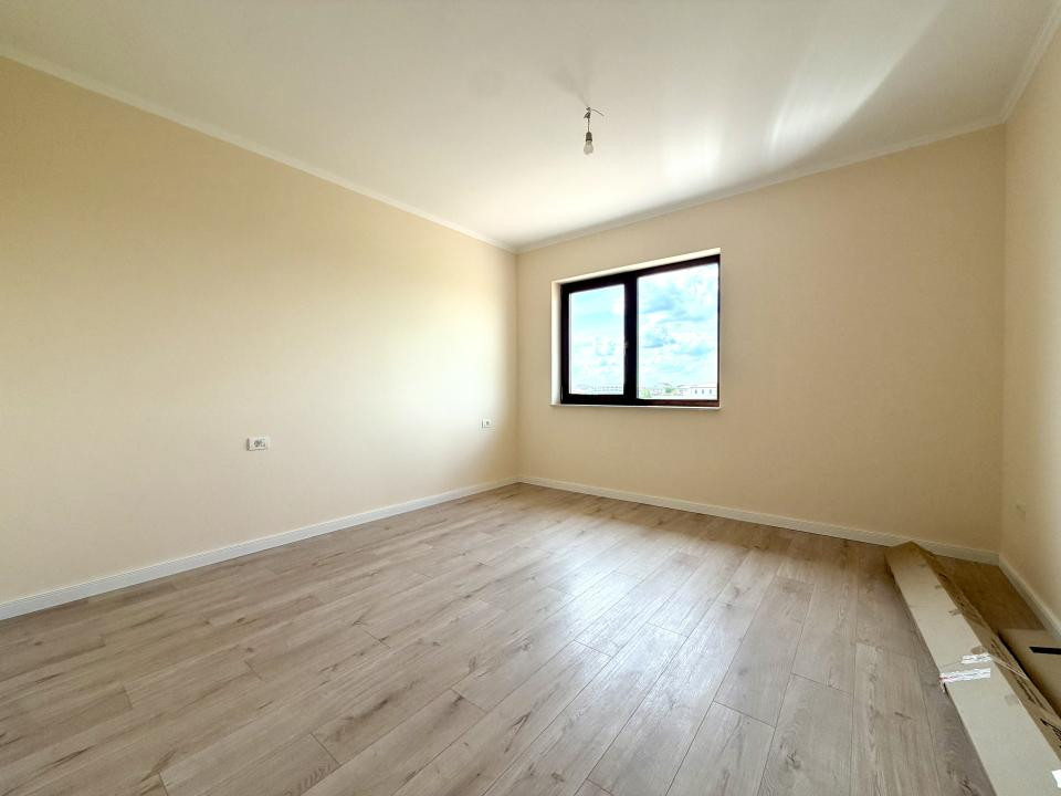 Duplex elegant, 5 camere, 132 mp utili, 300 mp teren - Dumbravita