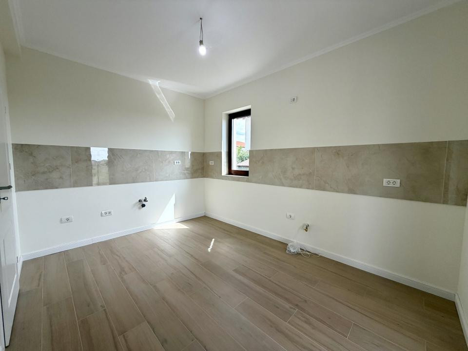 Duplex elegant, 5 camere, 132 mp utili, 300 mp teren - Dumbravita