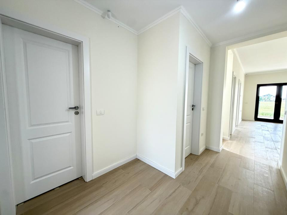 Duplex elegant, 5 camere, 132 mp utili, 300 mp teren - Dumbravita