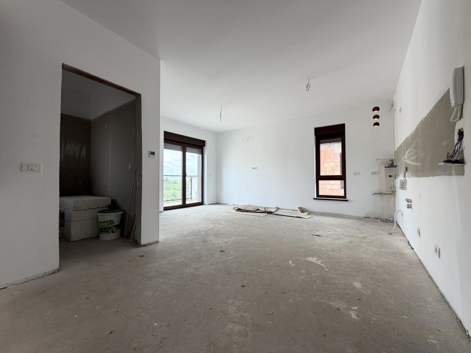 Penthouse 3 Camere, 67mp utili, 32mp terasa, etaj 3, bloc nou - Giroc