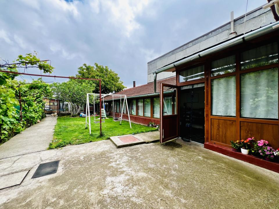 Casa individuala 5 camere si teren 1187 mp - Zona Mehala Timisoara