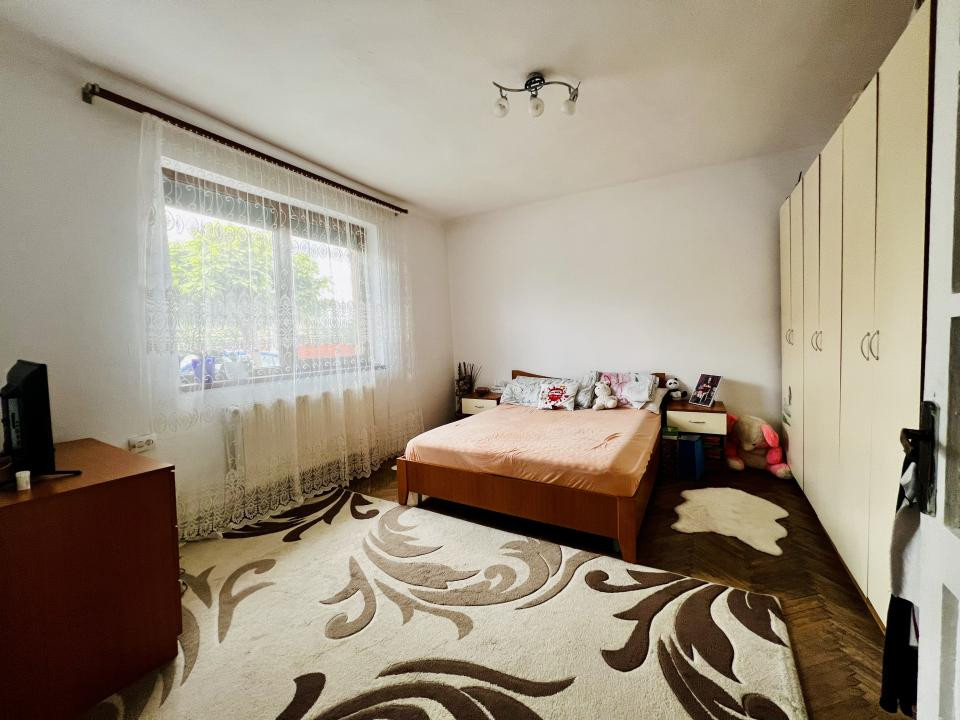 Casa individuala 5 camere si teren 1187 mp - Zona Mehala Timisoara
