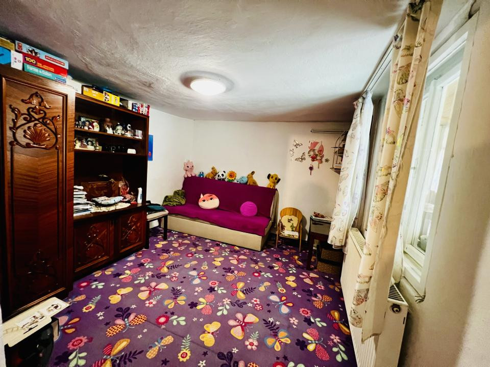 Casa individuala 5 camere si teren 1187 mp - Zona Mehala Timisoara