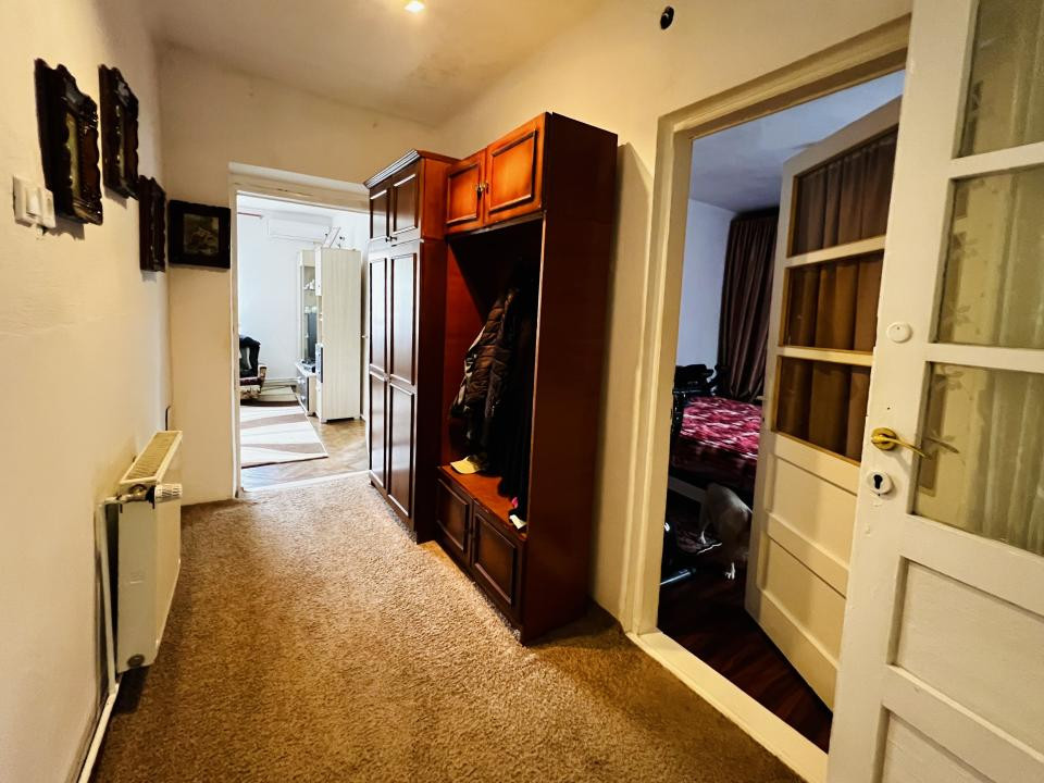 Casa individuala 5 camere si teren 1187 mp - Zona Mehala Timisoara