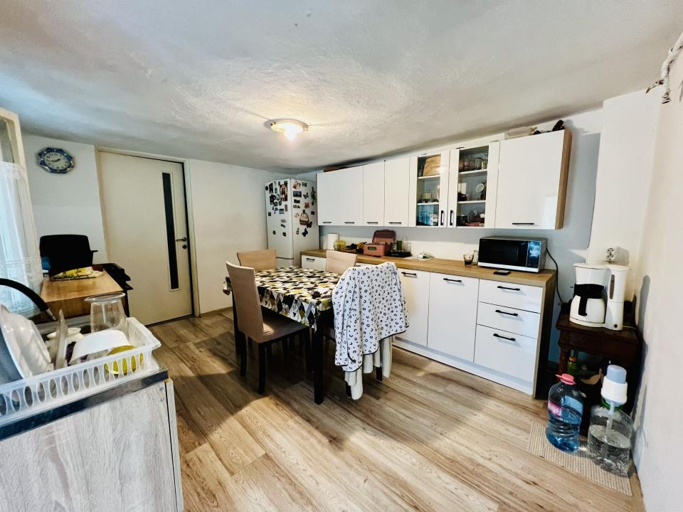 Casa individuala 5 camere si teren 1187 mp - Zona Mehala Timisoara