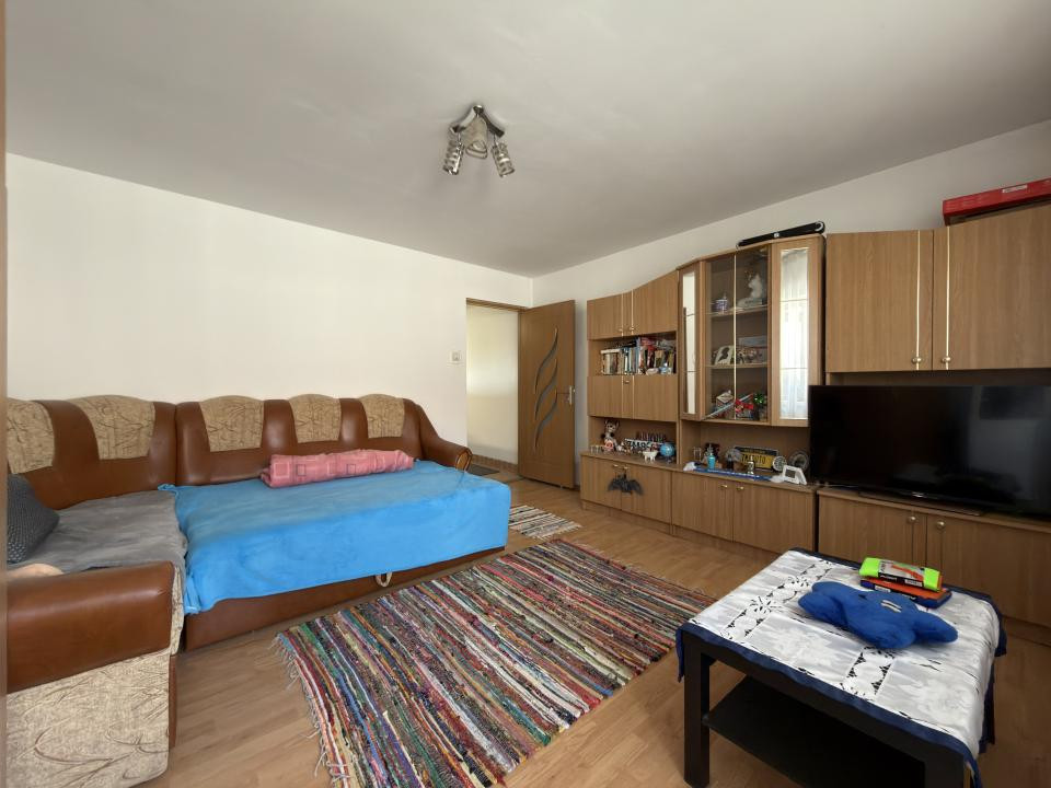 Apartament 2 camere, 60mp, zona Dambovita