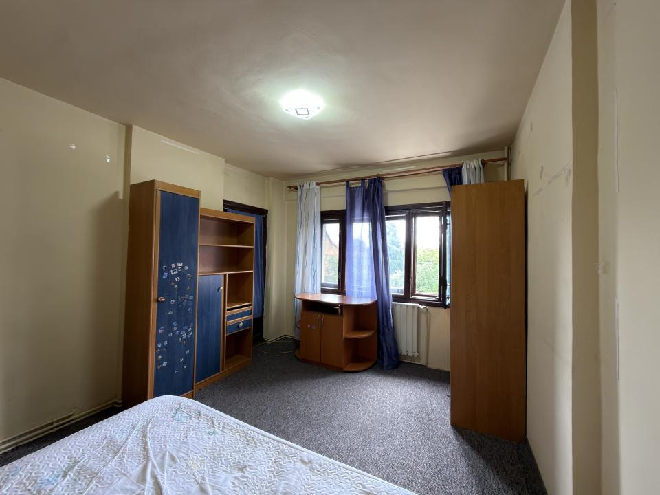 Apartament 3 camere, decomandat, etaj 1, zona Dorobantilor 