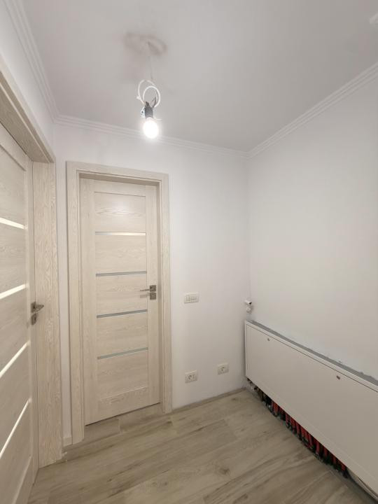 Apartament 4 camere, decomandat, 71 mp, etaj 1 - zona Dambovita 