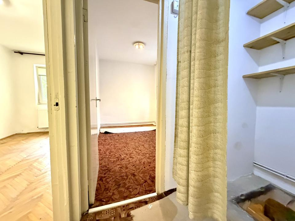 Apartament 3 camere, parter, 49.6 mp utili - Zona Cetatii 